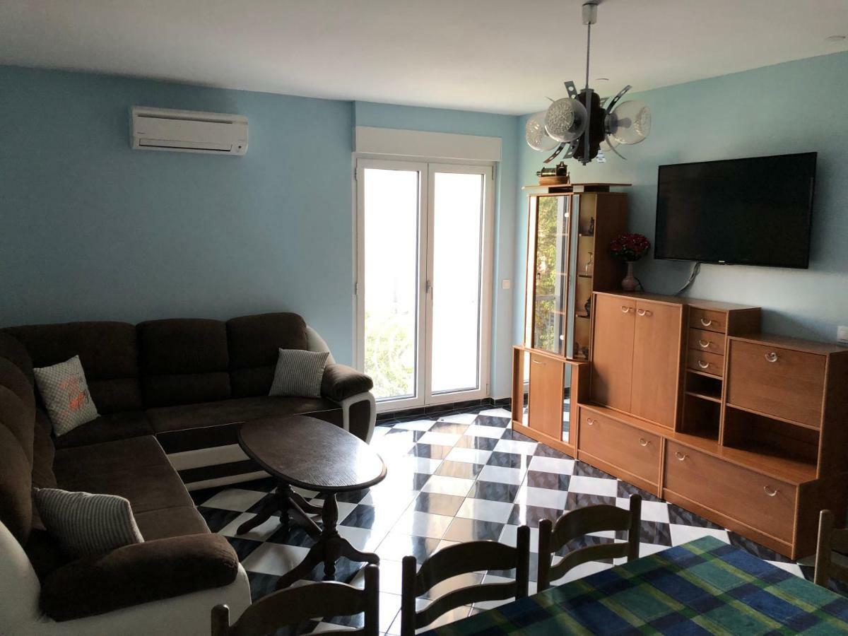 Mundial Apartments نجيفيش المظهر الخارجي الصورة